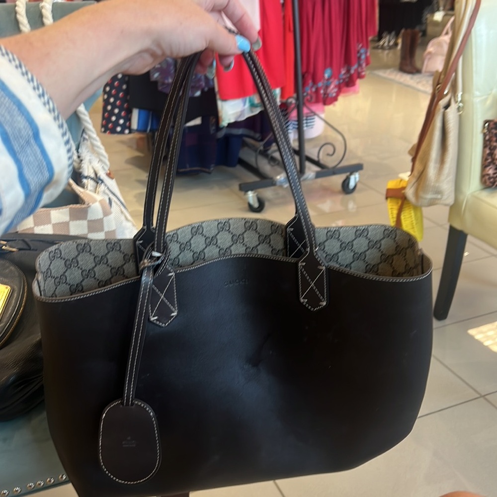 Gucci tote - Picture 9 of 14
